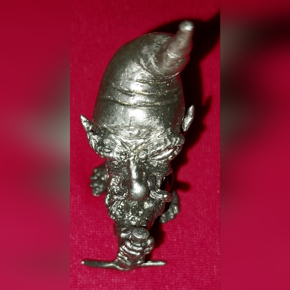 Vintage 1986 Angelo Roncari Pewter Gnome Figure w/ Pick Axe Ruby Earring Signed - Picture 6 of 8